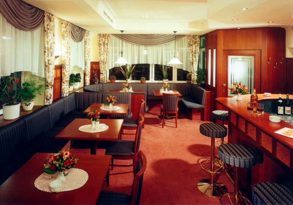 Hotel Hallerhof Bad Hall Exteriör bild